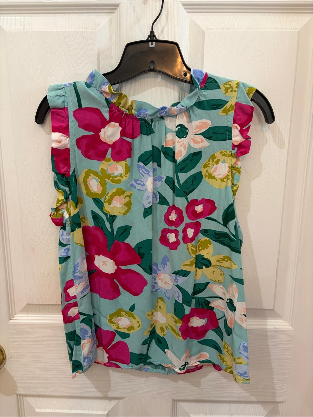 Boutique top- Floral Ruffle Cap Sleeve Blouse